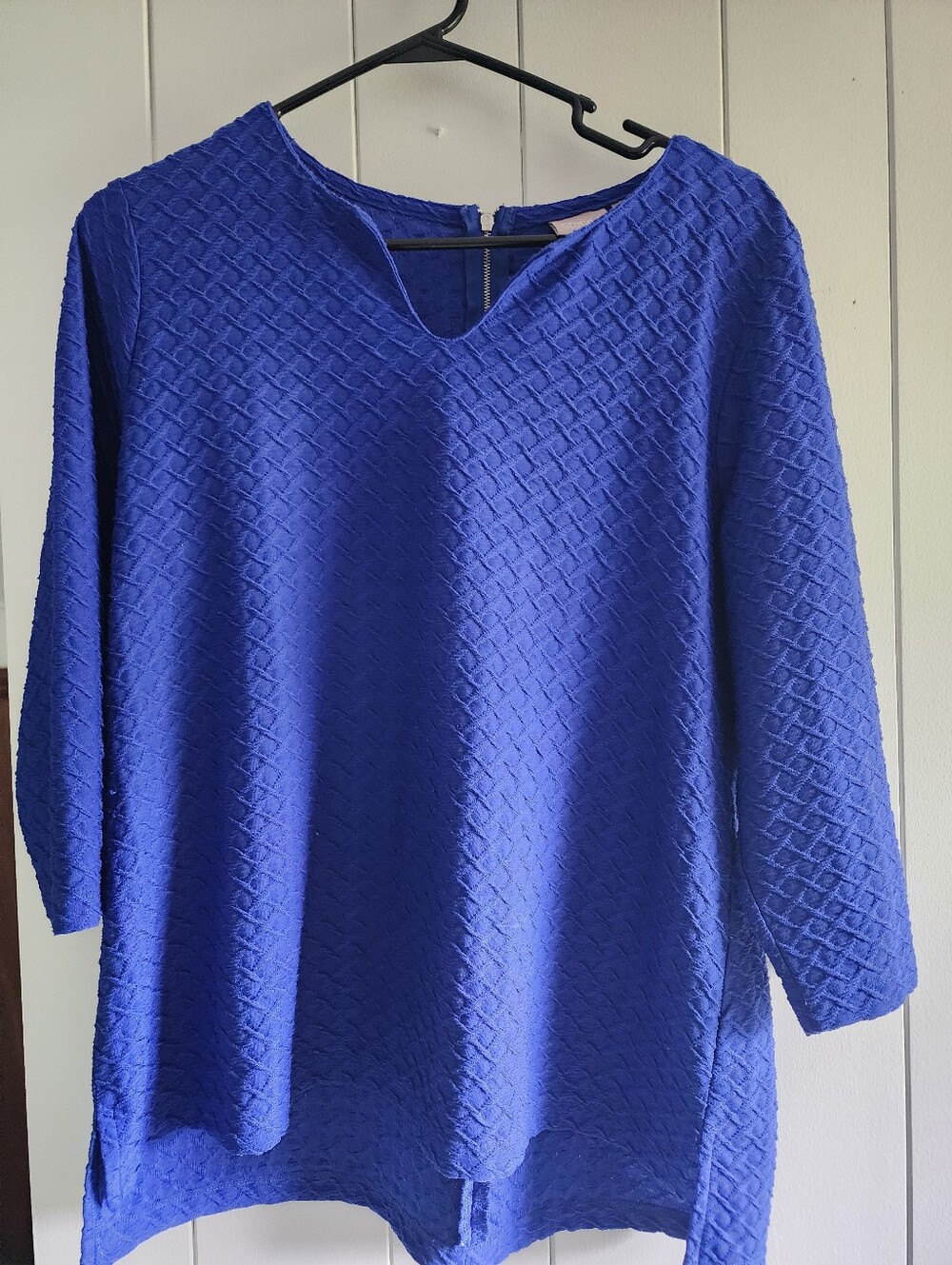 Chicos Textured Royal Blue Women's Long-Sleeve Top